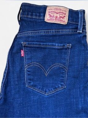 Levi's Deep Blue Denim Bootcut Jeans with Signature Red Tab 30